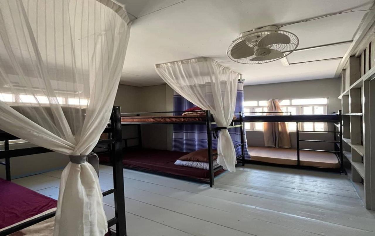 Vang Vieng Queen'S- Mountain View Hotel Dış mekan fotoğraf