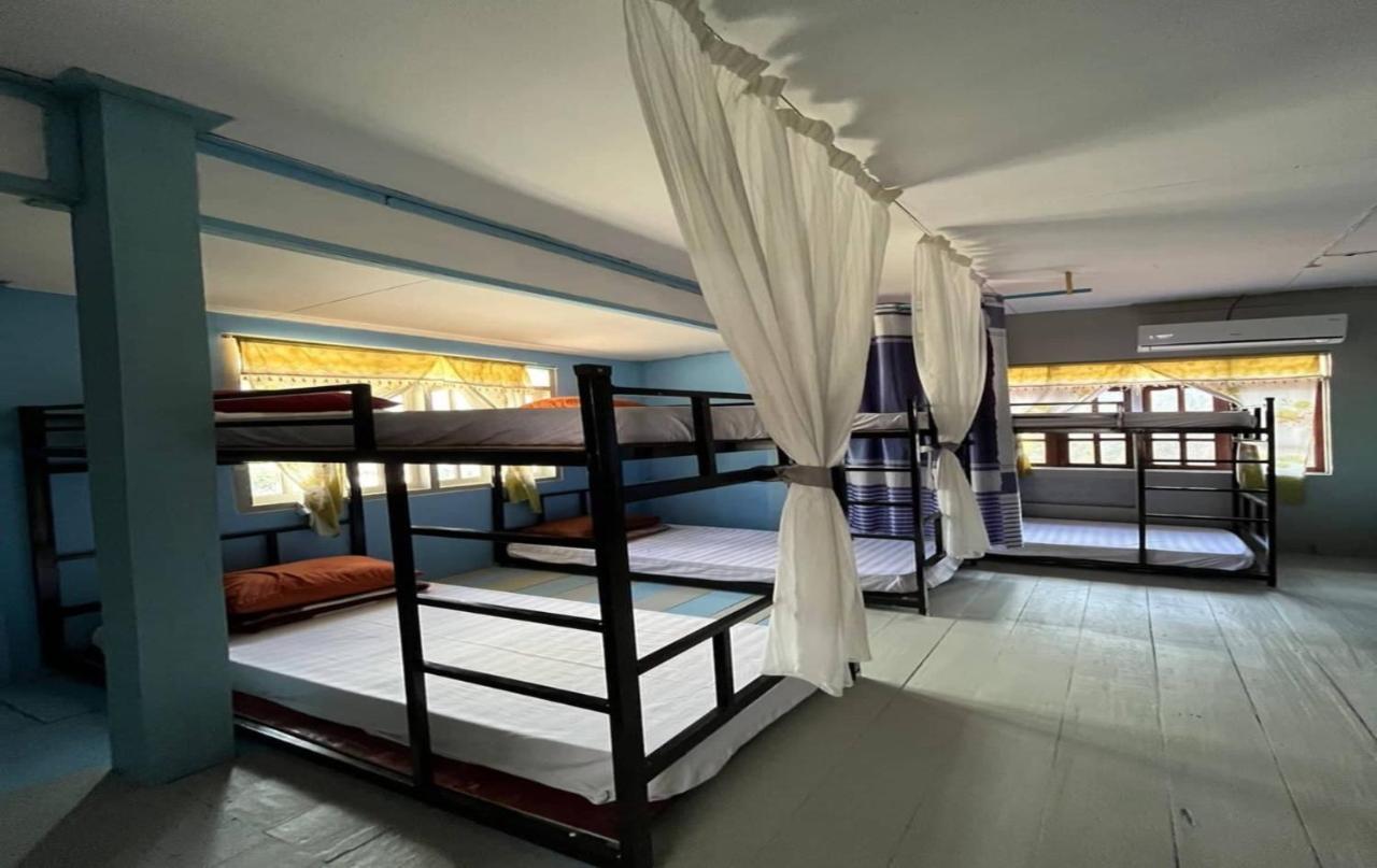 Vang Vieng Queen'S- Mountain View Hotel Dış mekan fotoğraf